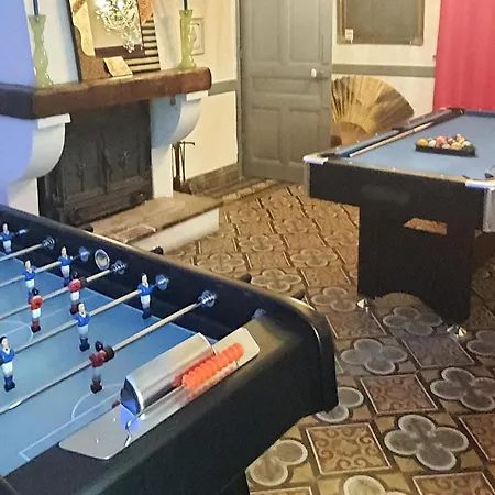 Cozy In Saint-gervais Feriehus